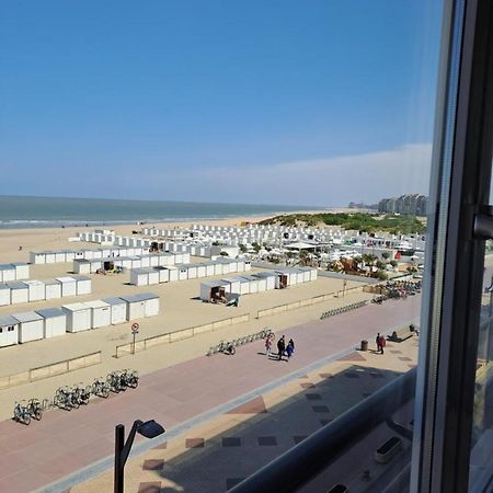 Appartement Zeedijk Heist Met Garage Кнокке-Хейст Экстерьер фото