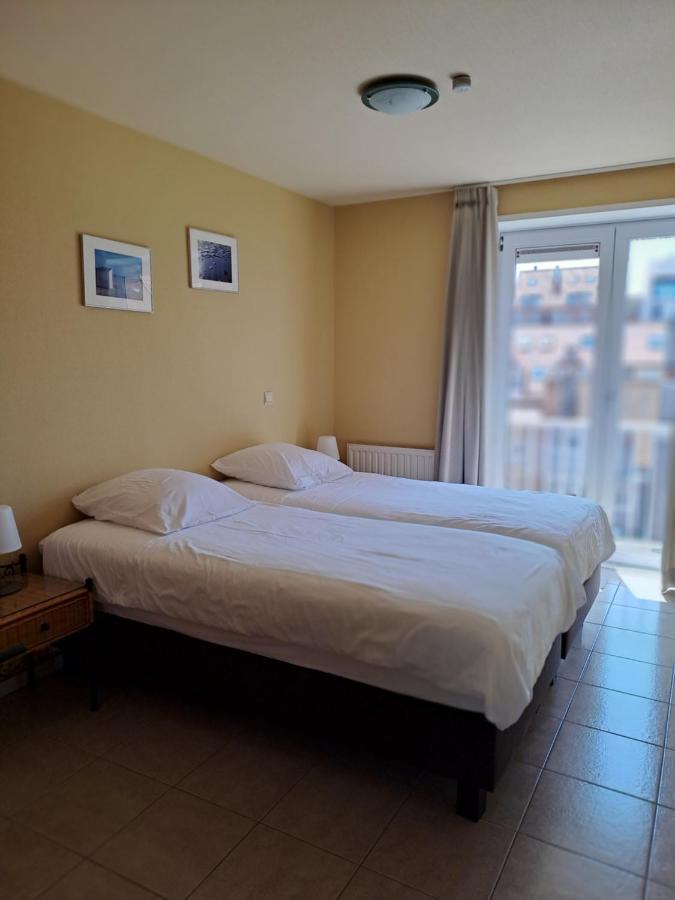 Appartement Zeedijk Heist Met Garage Кнокке-Хейст Экстерьер фото