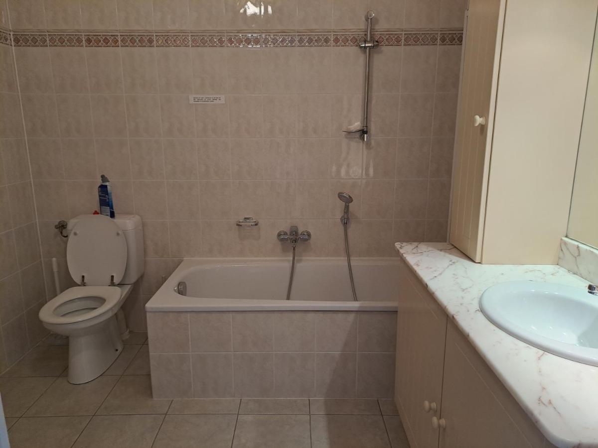 Appartement Zeedijk Heist Met Garage Кнокке-Хейст Экстерьер фото